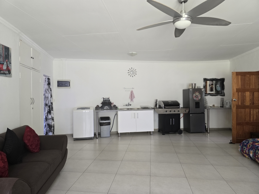 3 Bedroom Property for Sale in Lindequesdrif North West